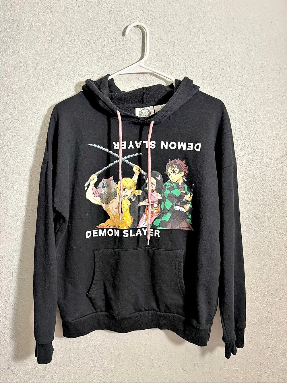 Demon Slayer hoodie Graphic Boys Medium Black NWT